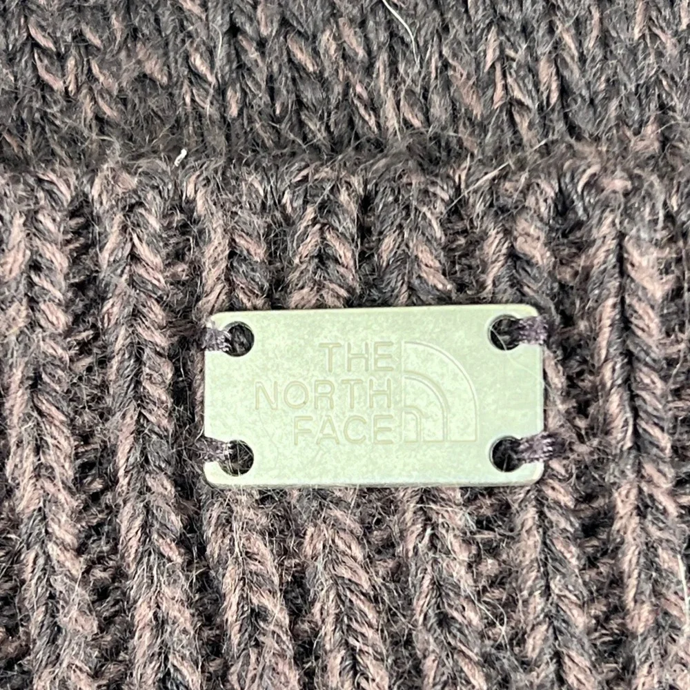 The‎ North Face Womens Marled Knit Cuffed Beanie Purple Metal Logo  One Size